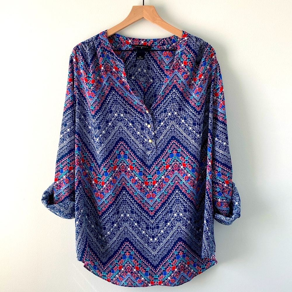 Gorgeous blouse with gold button detail